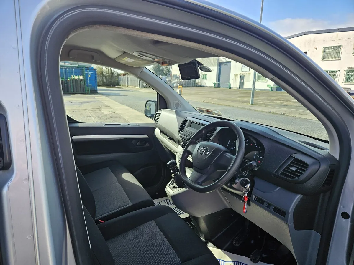 Toyota Proace Crewcab 2017 - Image 4