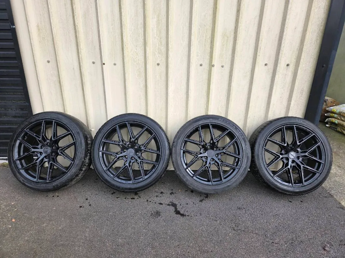 20 inch Rivera rf16 alloys - Image 3