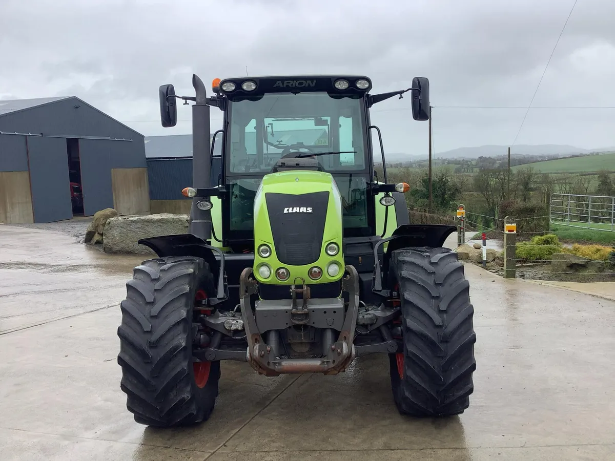 2011 Claas Arion 640 - Image 2