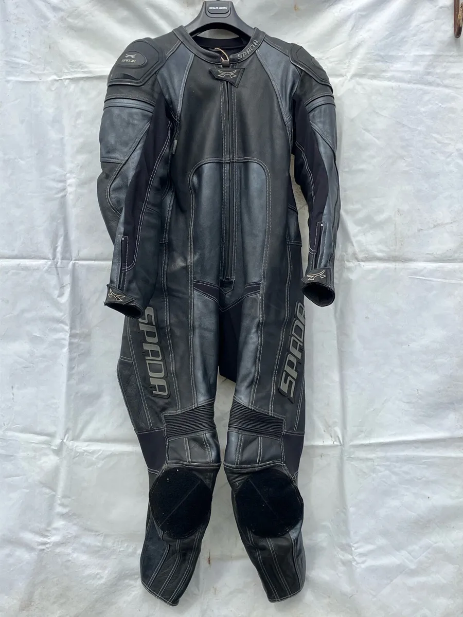 Spada Mens One Piece Leather Motorcycle Suit - Image 1