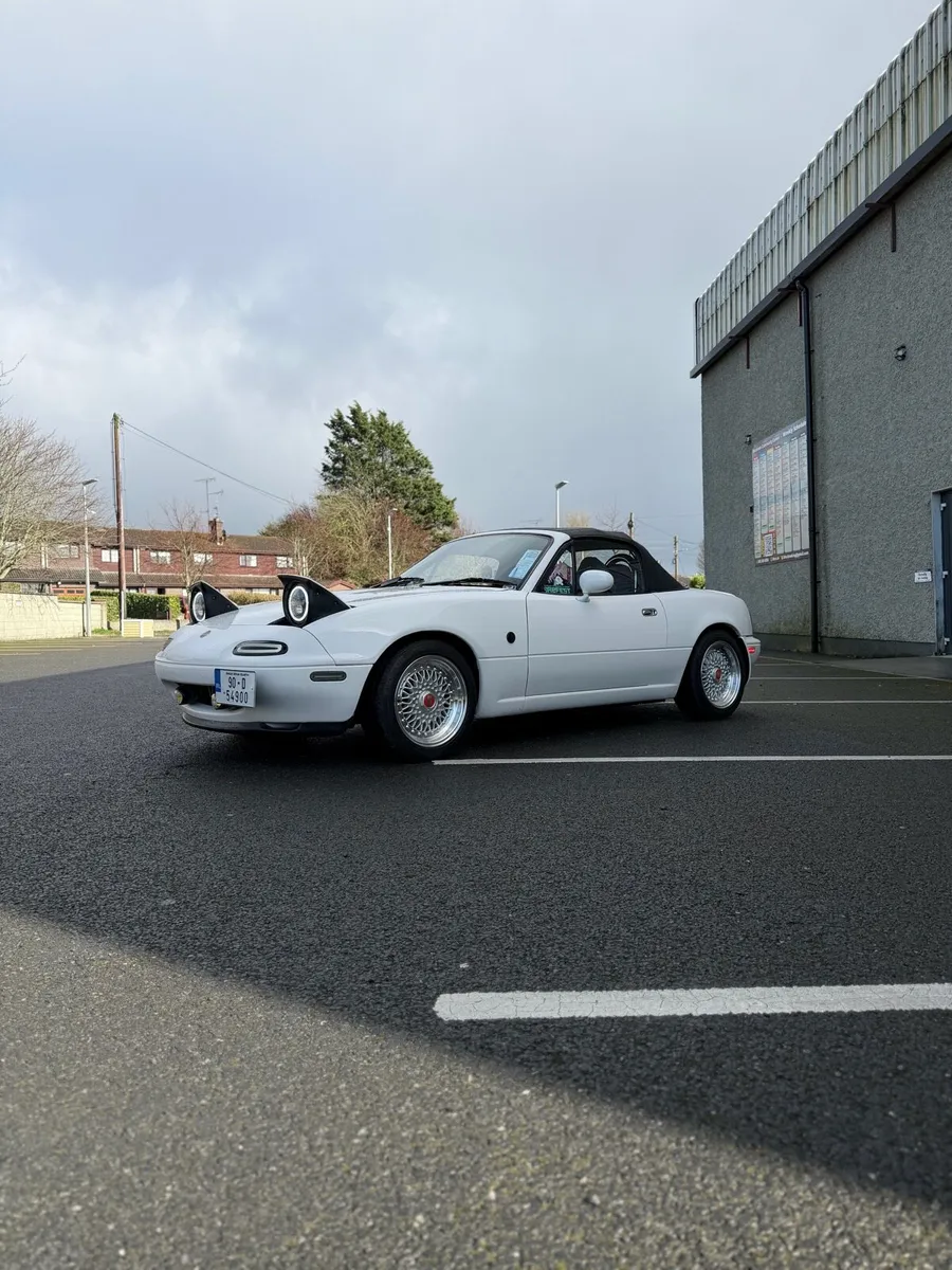 Mazda MX5 - Image 1