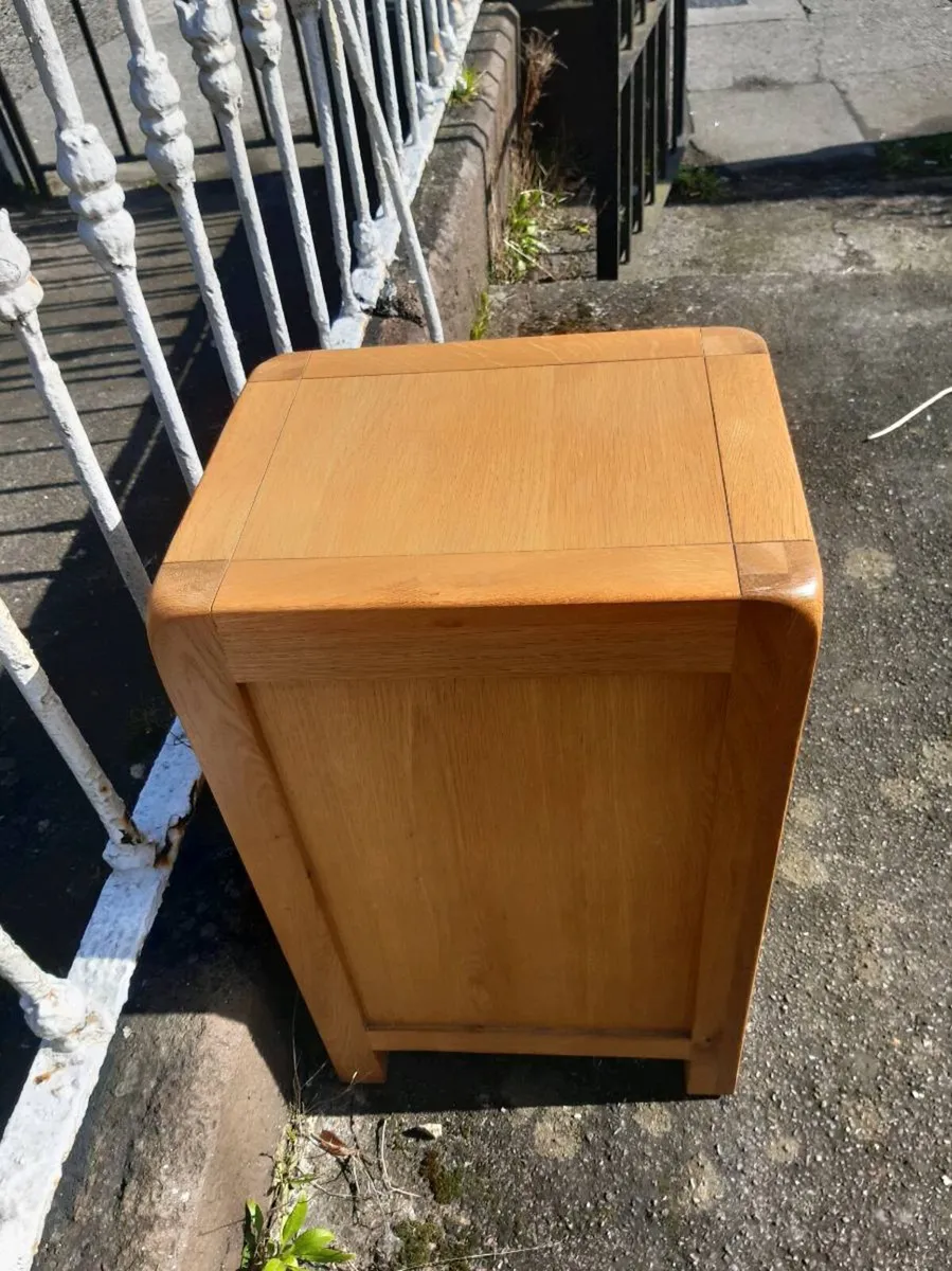 Oak locker - Image 3