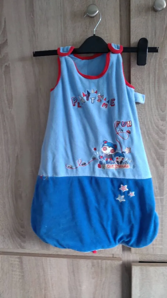 Snuggle tot 0/6 never used - Image 1