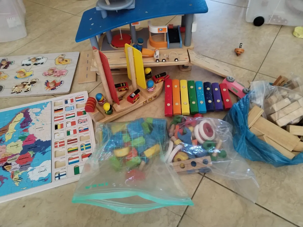Wooden toy bundle - Image 1