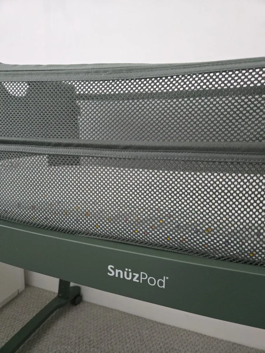 Snuz Pod Co Sleeper Forest Green - Image 3