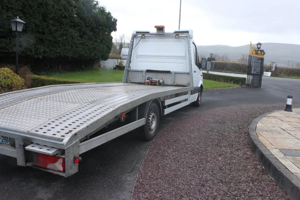 Mercedes Beaver Tail Recovery Truck Auto, 2014 - Image 3