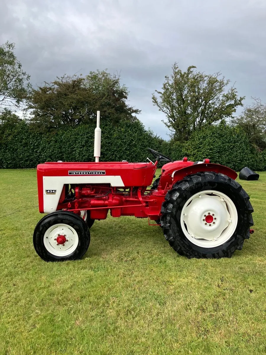 International 434 - Image 4