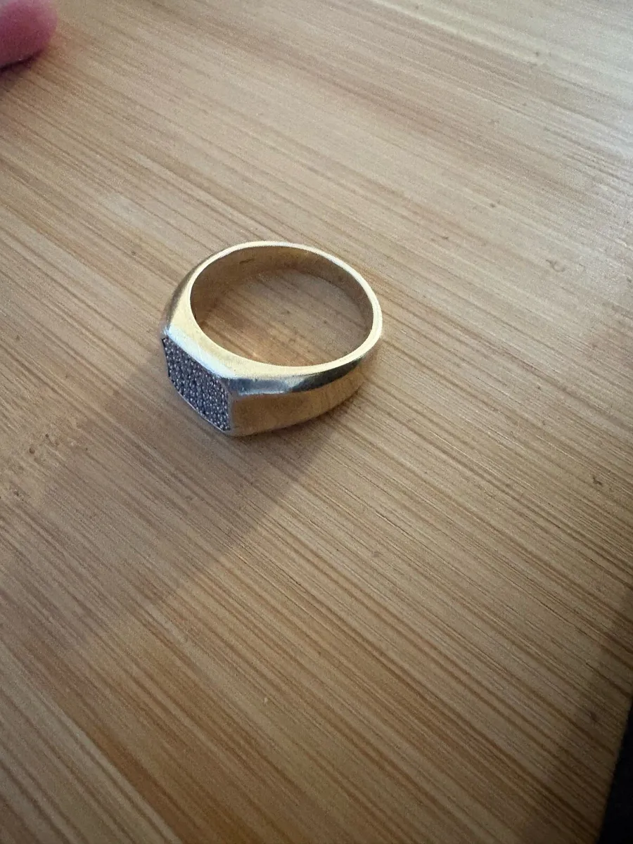 9ct Gold & Diamond 💎 Ring 0857861538 - Image 4