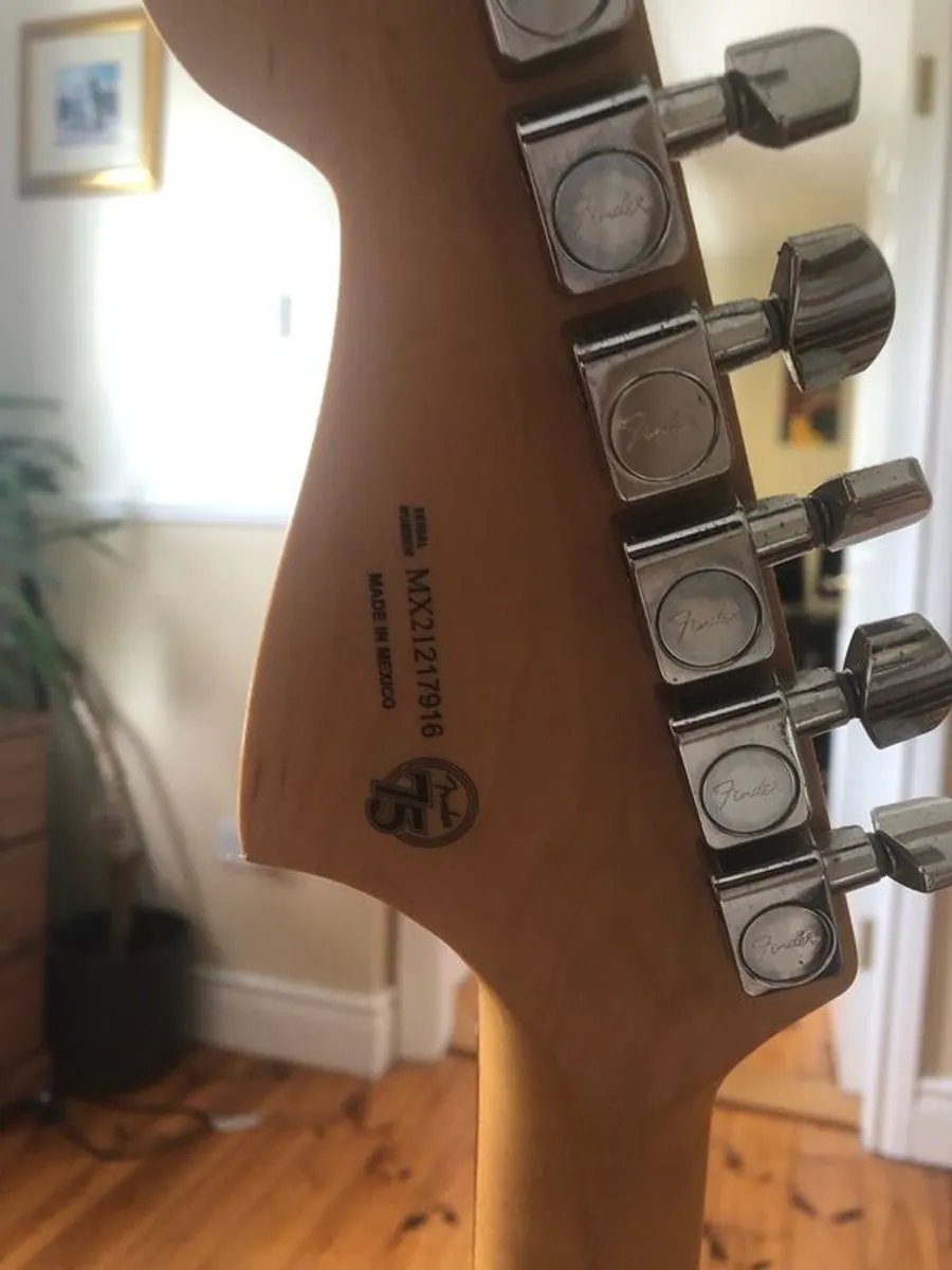 Fender Jazzmaster PF MIM (75th Anniversary Edition, Discontinued) - Image 4