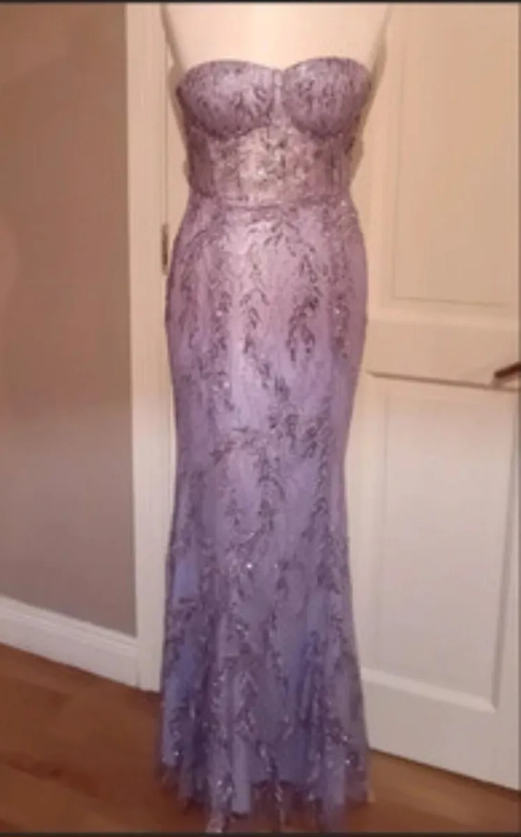 Debs dress - Image 2