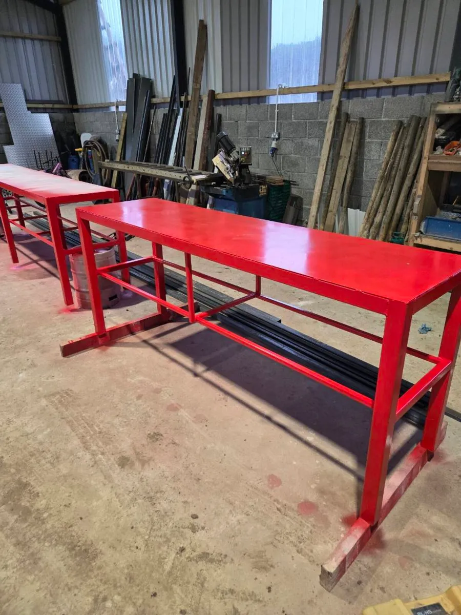 Work bench - Image 1