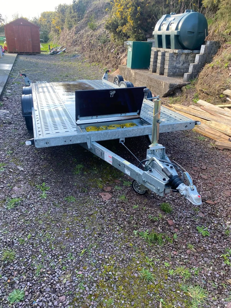 Car transporter - Image 1