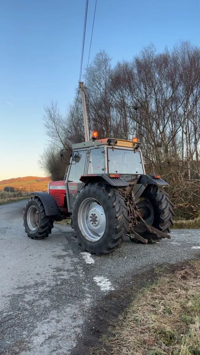 1992 Massey Ferguson 390 - Image 4