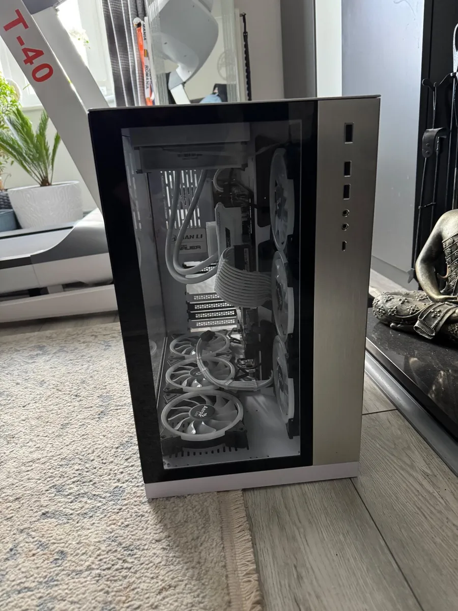 White Gaming PC – GTX 1660 Super | i5-9500KF | 32G - Image 2