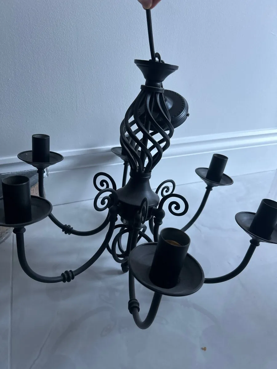 Black light fittings - ceiling and wall (total 6) - Image 1