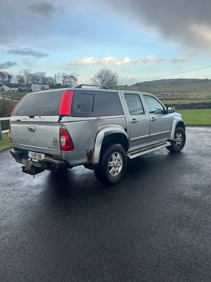 Isuzu D-max - Image 4