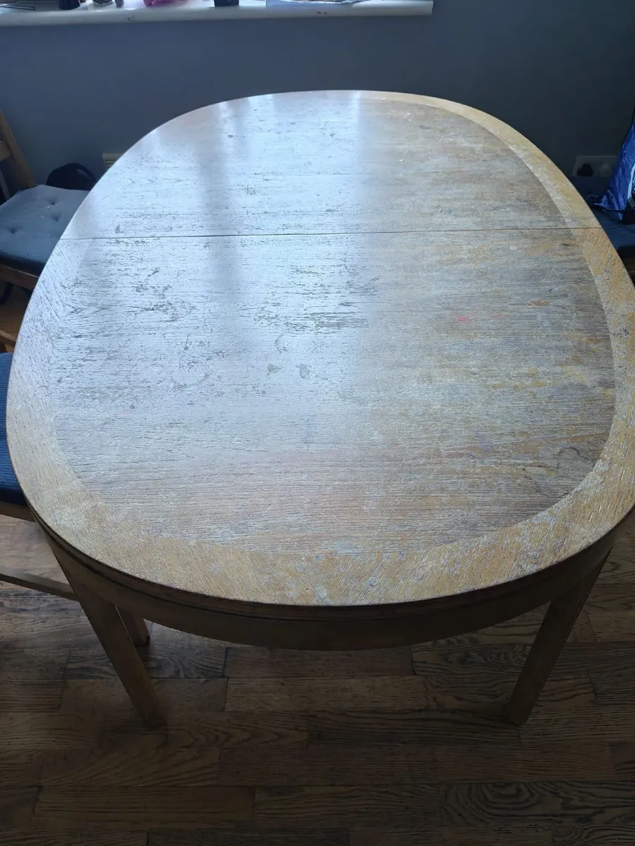 Kitchen Table and Chairs - Image 1