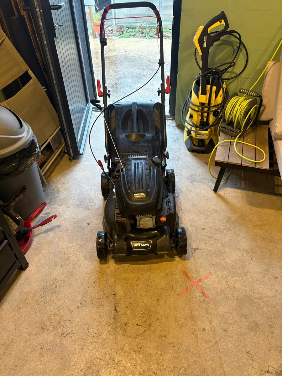 Lawnmower - Image 3