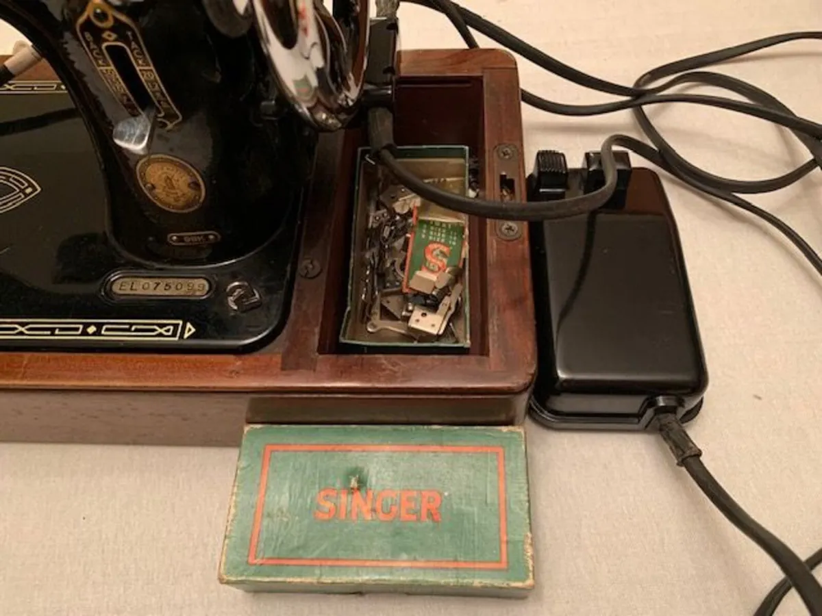 Sewing Machine - Image 4