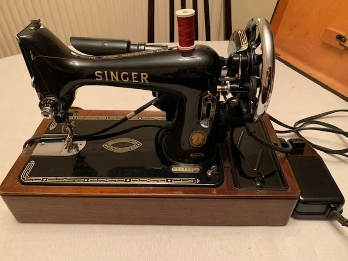 Sewing Machine - Image 3