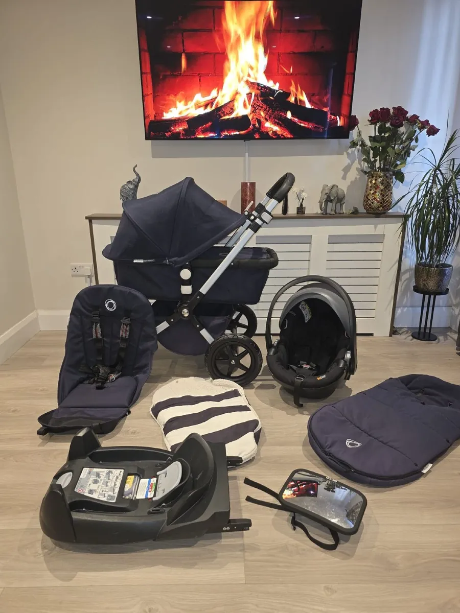 Bugaboo Cameleon 3 Car seat Isofix base - Image 1