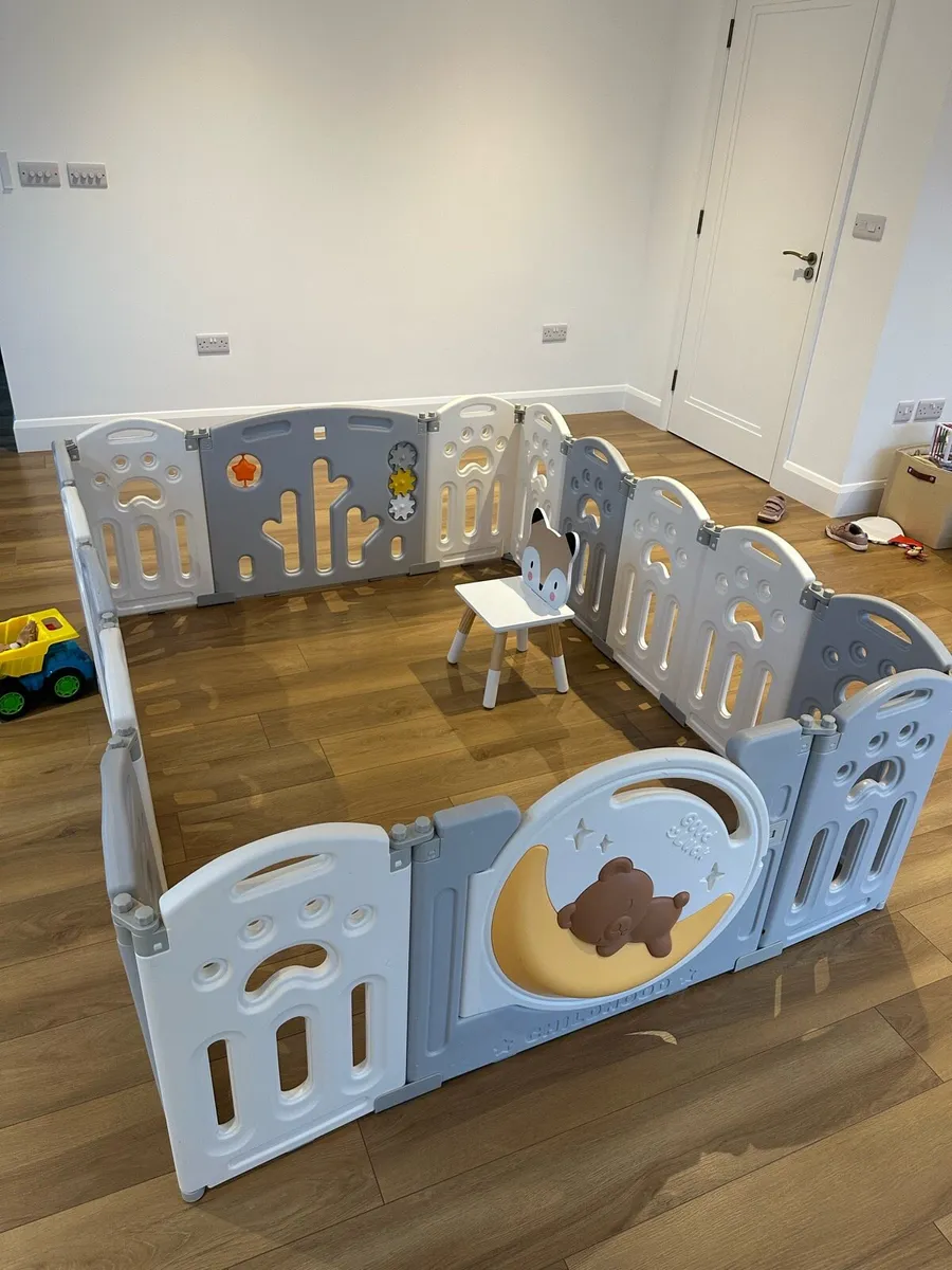 Play Pen - BeZou Bear Play pen