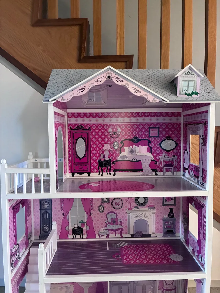 Barbie house - Image 4