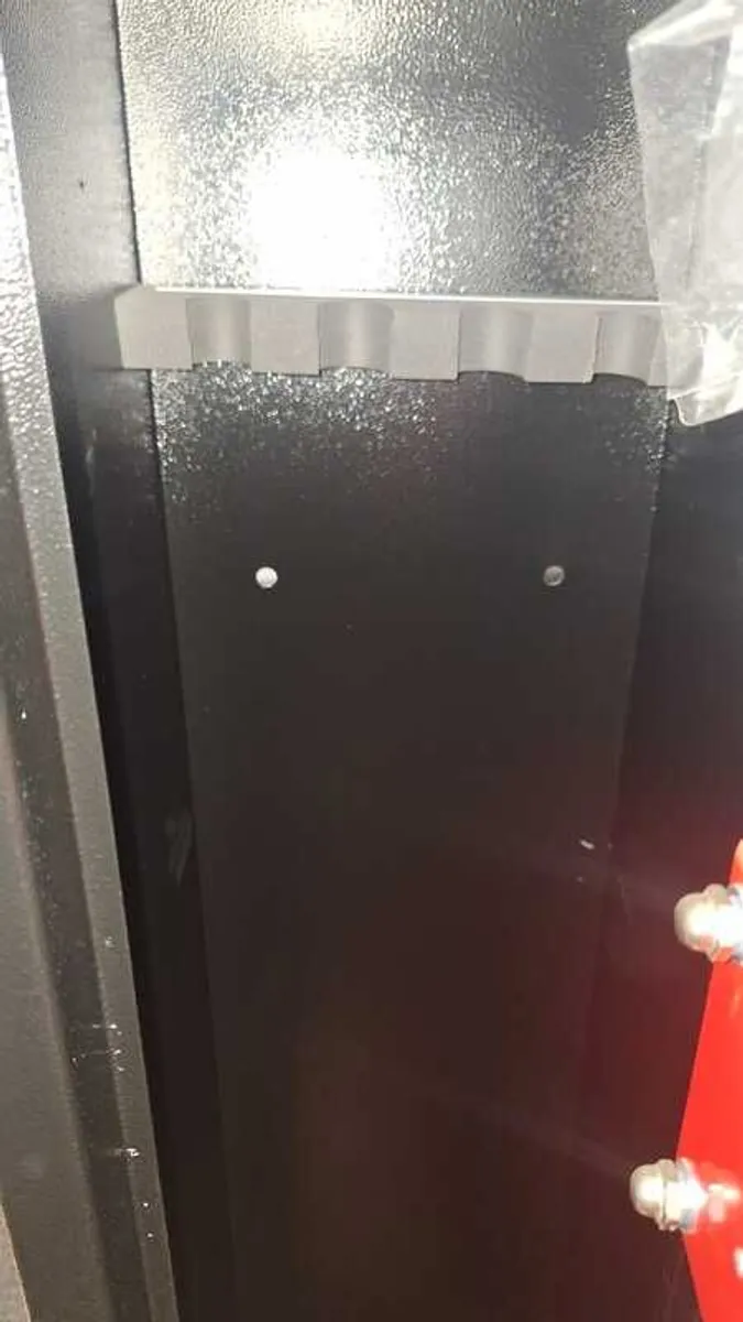 Gun Cabinet Ammo Safe Bundle. As New. Cogswell  Harrison 199 euro - Image 4