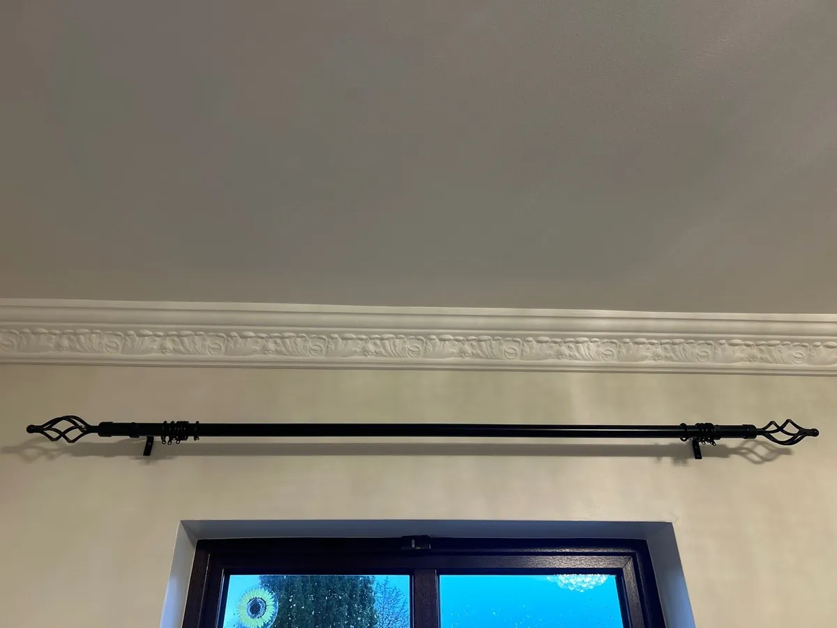 5ft black curtain poles - Image 1