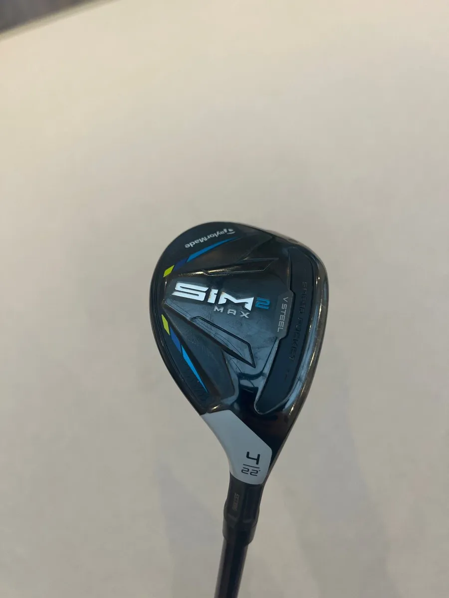 Taylormade sim 2 max hybrid - Image 1