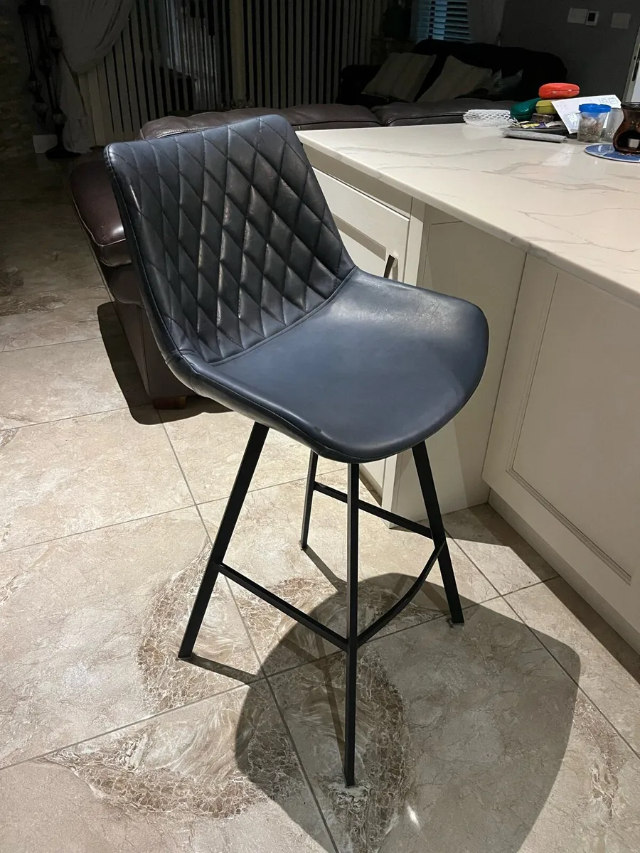 Island stools - Image 3