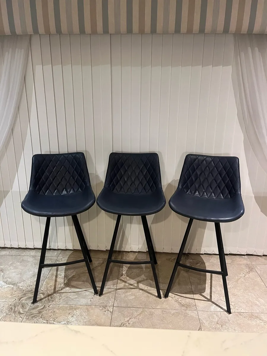 Island stools - Image 2