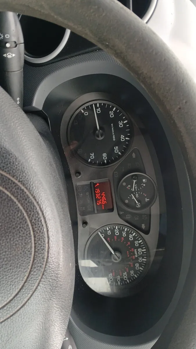 2012 Citroen berlingo 1.6 diesel doe November 26 - Image 4