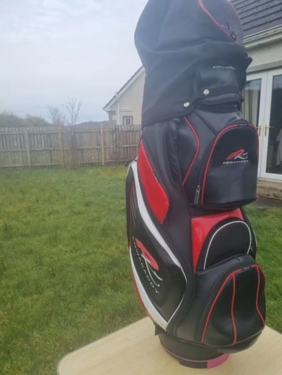 Powercaddy cart bag with head cover - Image 4