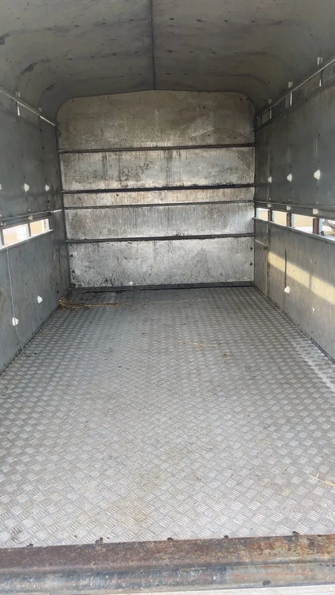 Cattle trailer - Image 3