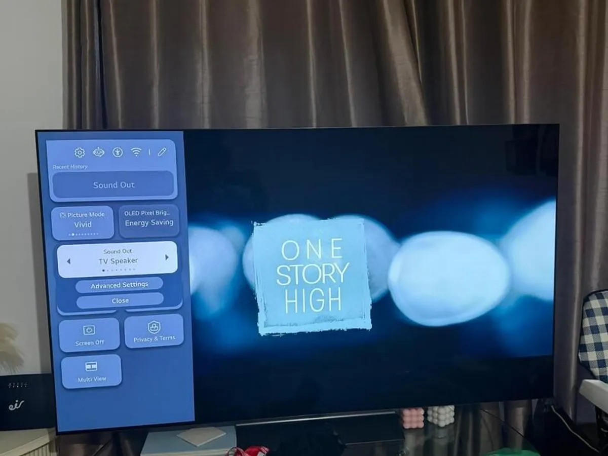 LG C4 65" OLED - Image 1