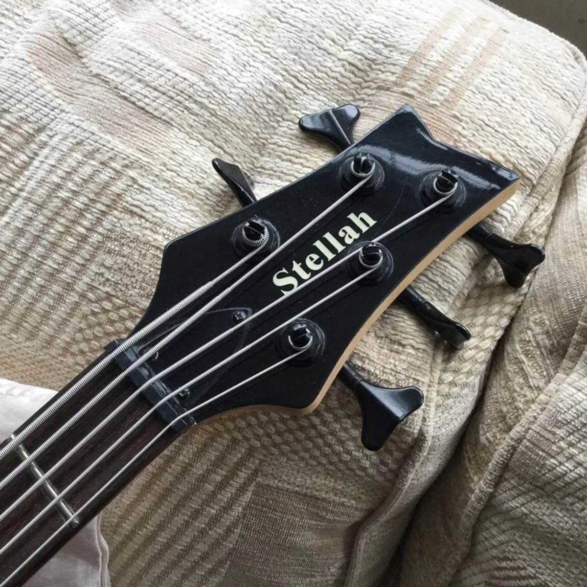 Stellah 5 string bass - Image 3