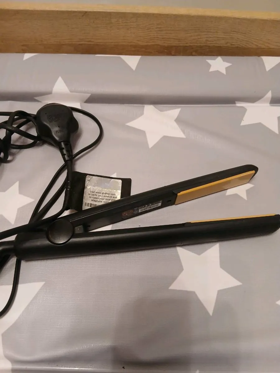 Ghd hair straighteners - Image 1