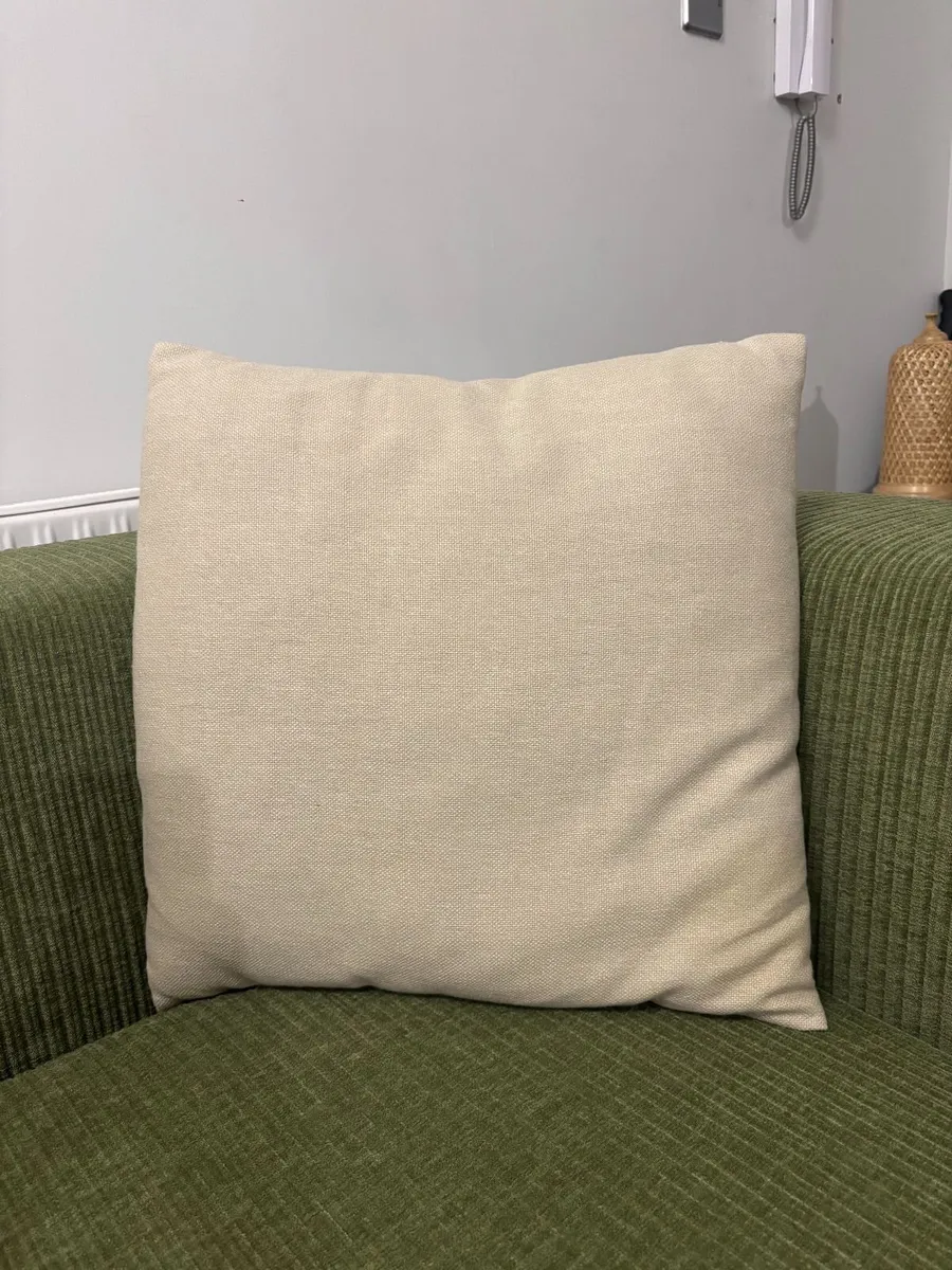 Sand Cushion (Mango Home)