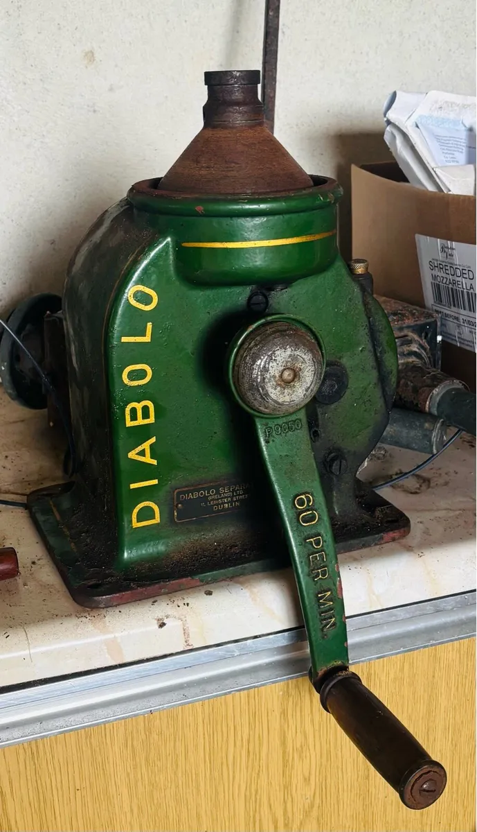 Antique Diabolo milk separator - Image 1