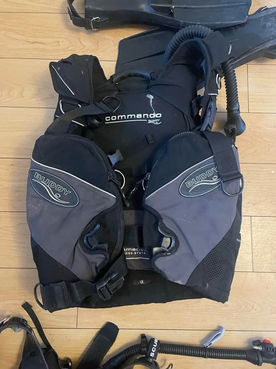 Diving gear - Image 3