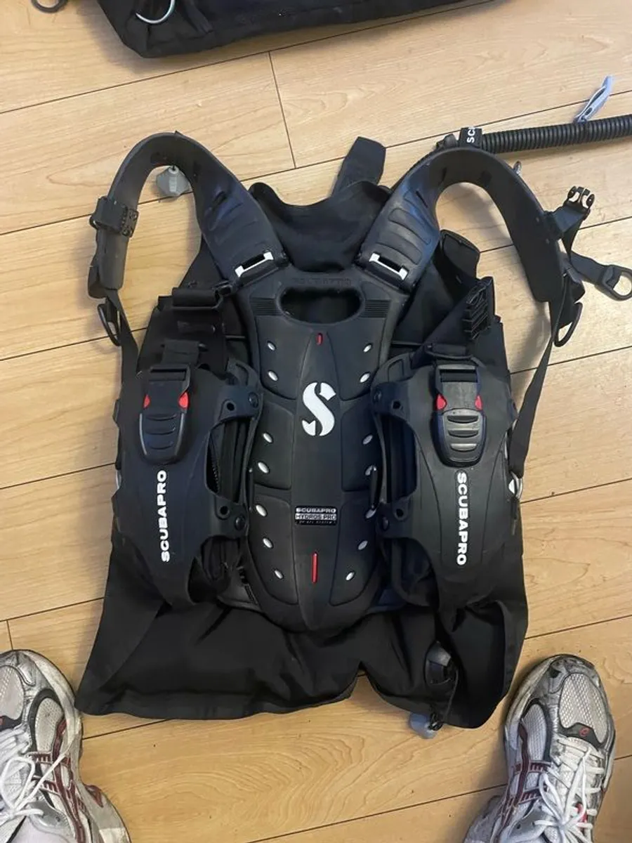 Diving gear - Image 1