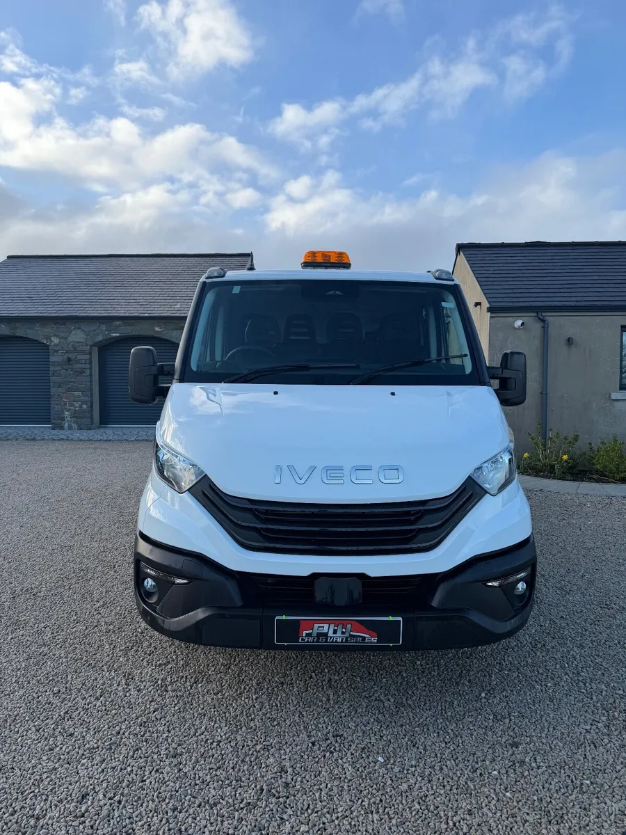(74) Iveco Daily Business Crew Cab Twin Wheel - Image 2
