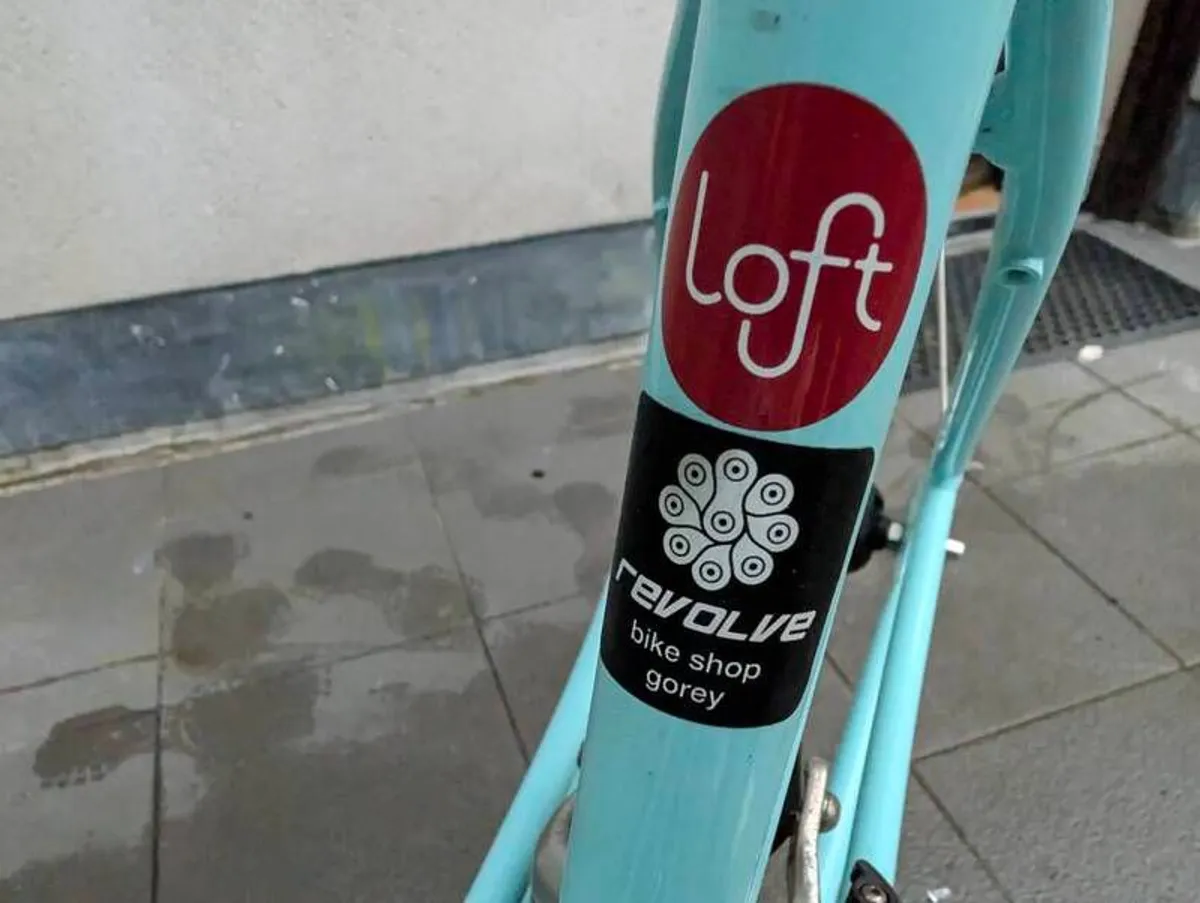 TREK Electra Loft 7i Step-Thru Blizzard Blue - Image 2