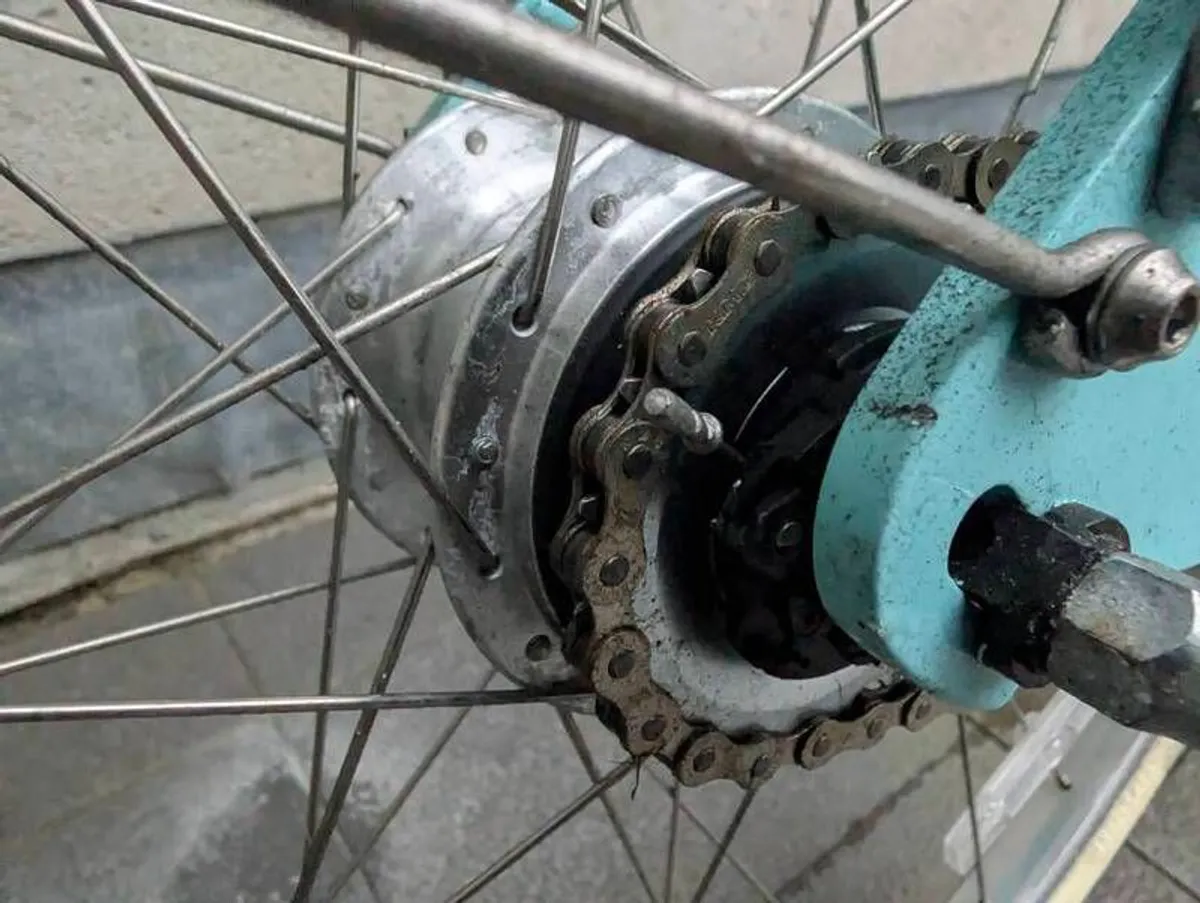 TREK Electra Loft 7i Step-Thru Blizzard Blue - Image 4