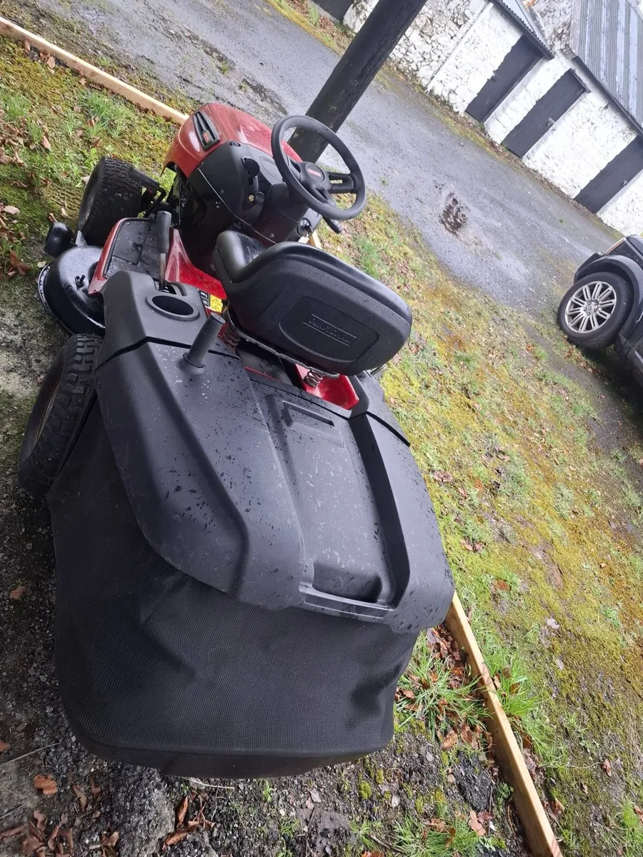 Jonsred ride on mower - Image 4