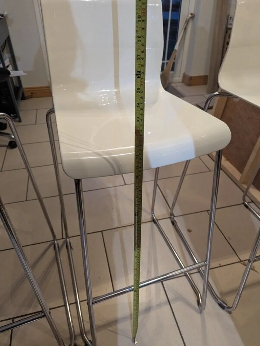 3 kitchen bar stools - Image 1
