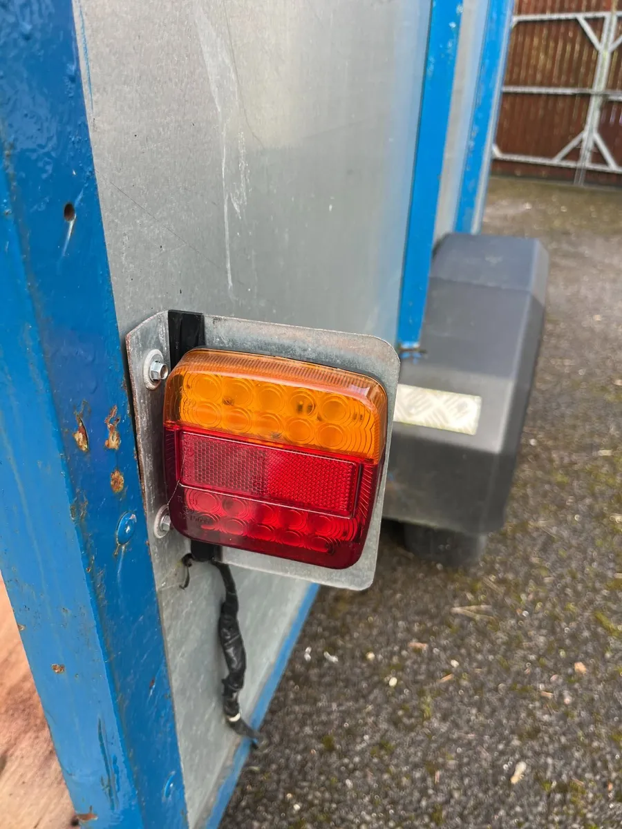 8 X 4 Trailer - Image 2