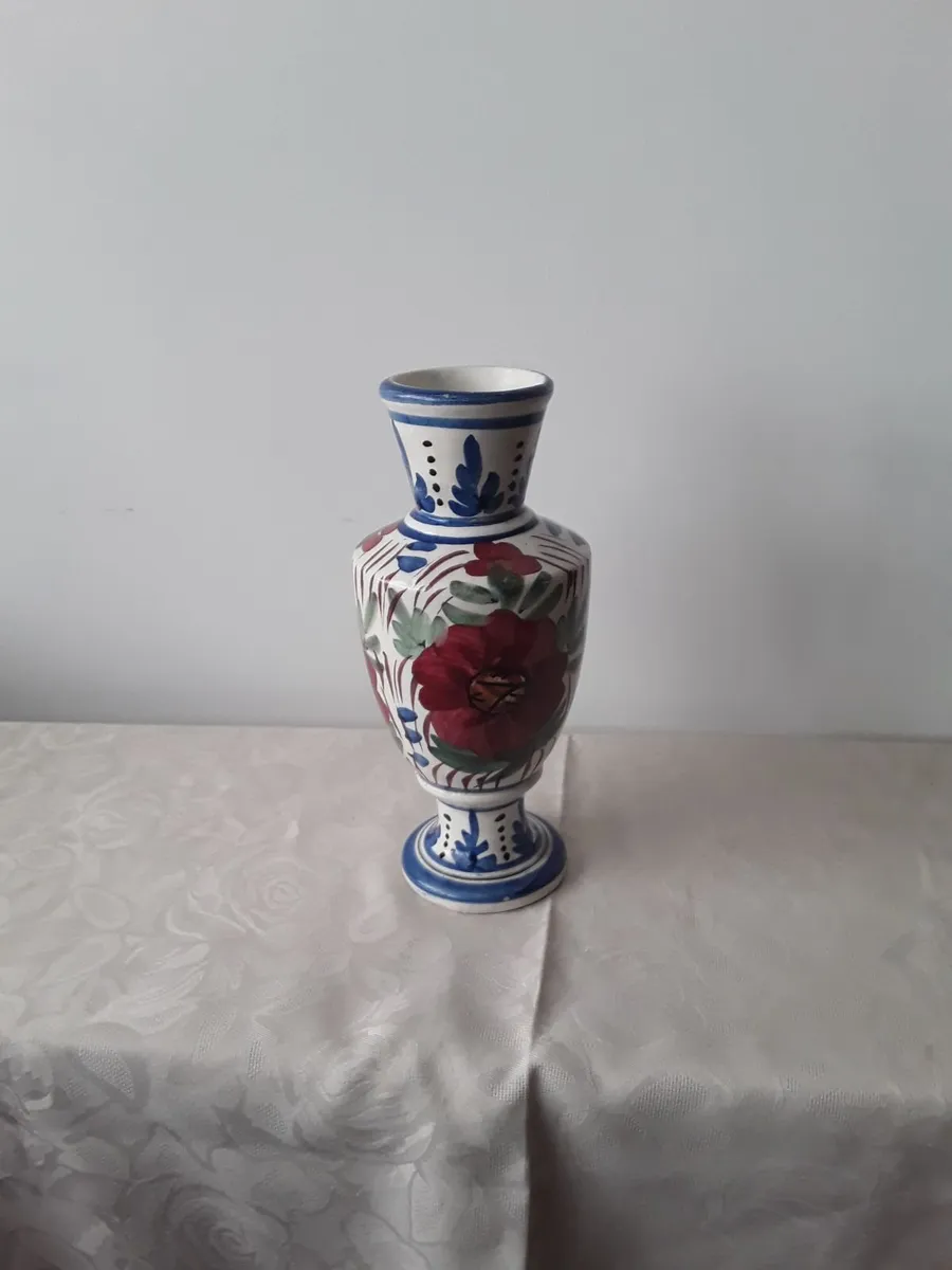 Lovely small colorful vase - Image 2