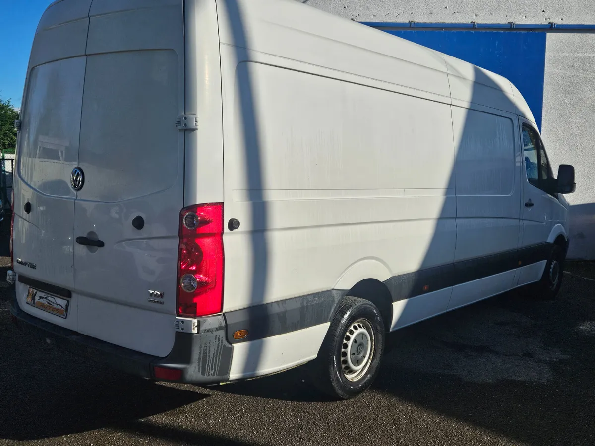 Vw crafter LWB van - Image 3